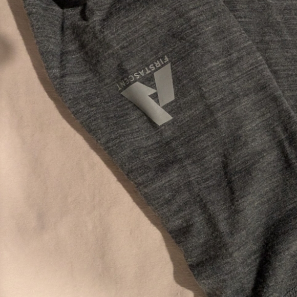 First Ascend Merino wool base layer - Picture 5 of 11